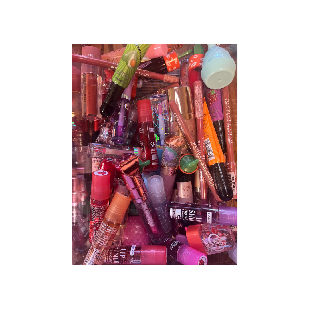 LIPPIE BUNDLE MIX- LIP OIL, LIPSTICK, PH LIP OIL, MATTE, LIP BALM, LIP GLOSS